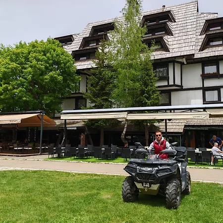 Konaci Appartement *